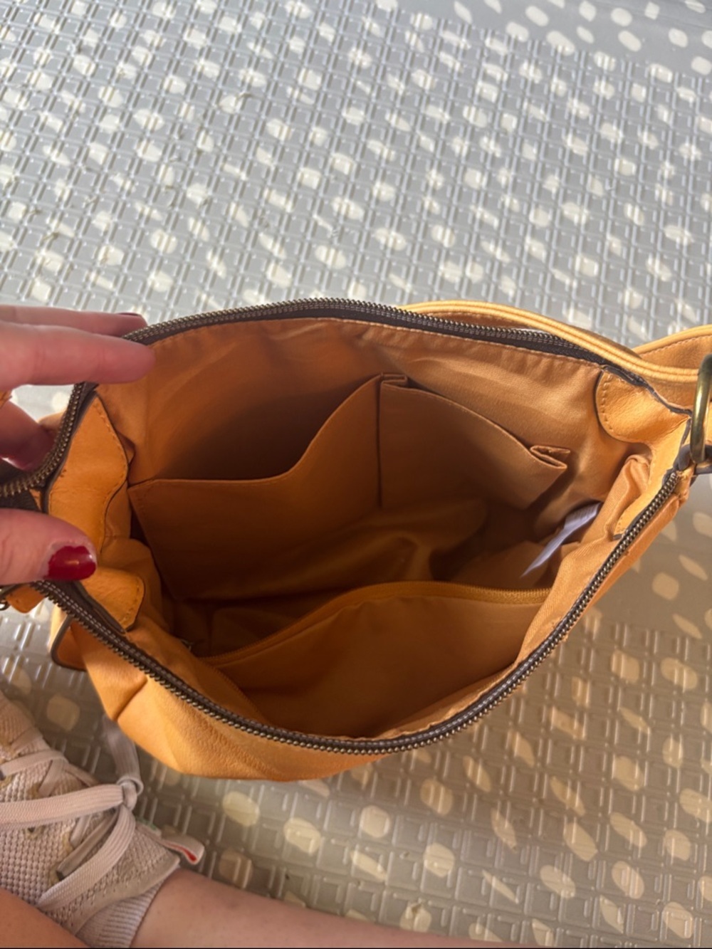 Mustard Yellow Purse - Picture 9 of 12